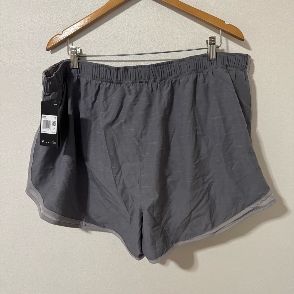 Nike Tempo Running Shorts Wolf Grey Lined Workout Gym NWT-3X - Picture 2 of 8